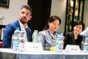 Digital Skills and Critical Platform Use in the GenAI Era- 10
